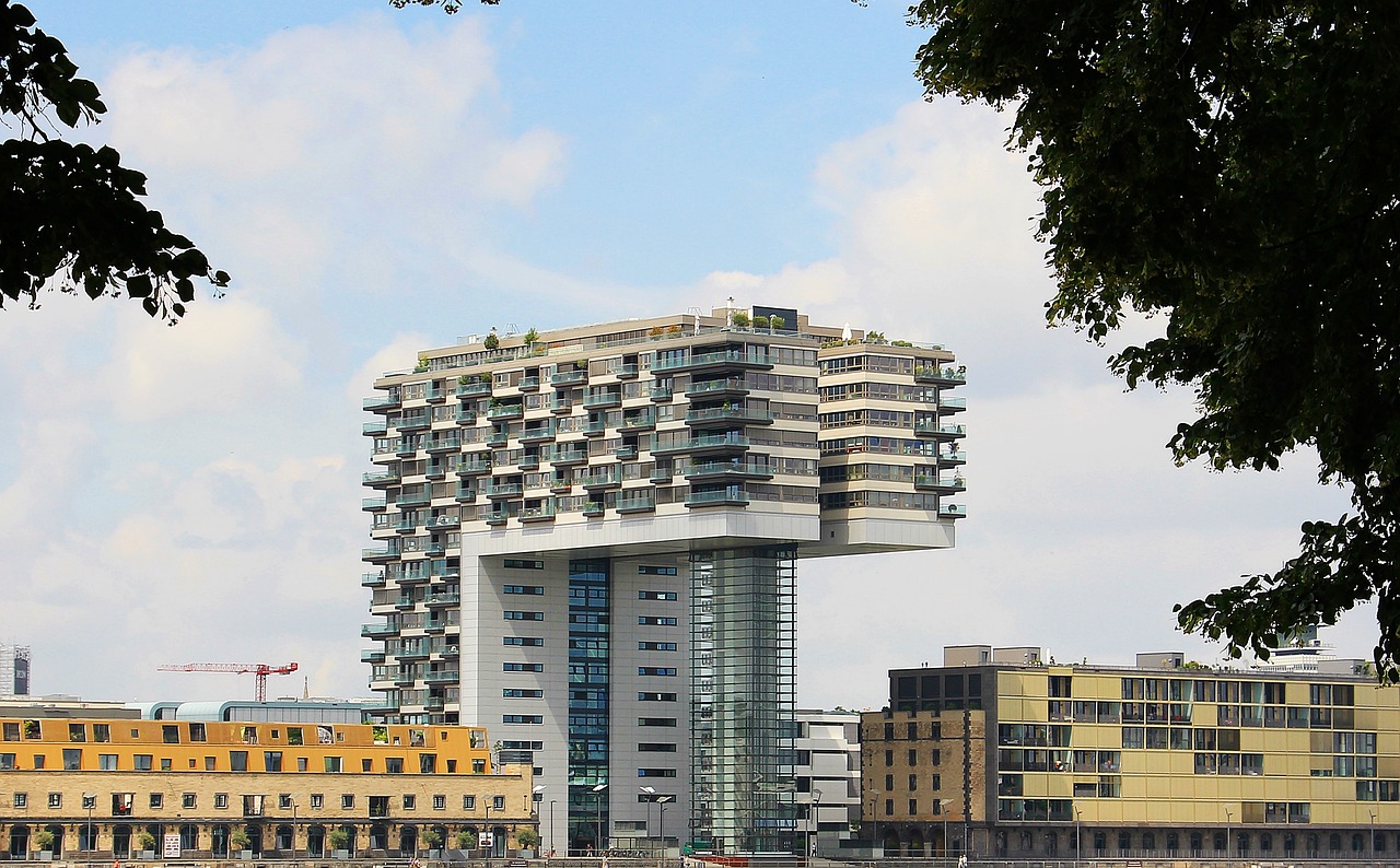 革新建筑技术，最新式盖房重塑居住体验